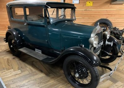 A Ford Tudor 1927