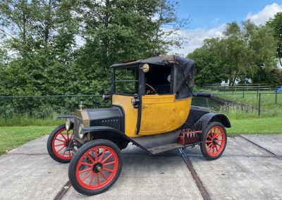 Ford model T Couplet